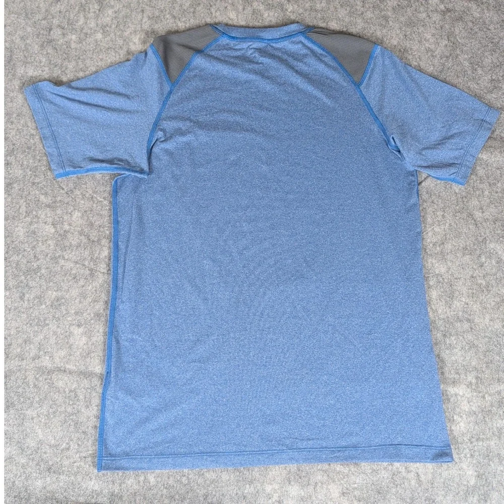 The North Face Men's Blue Heathered Short Sleeve Athletic T-Shirt Size S‎